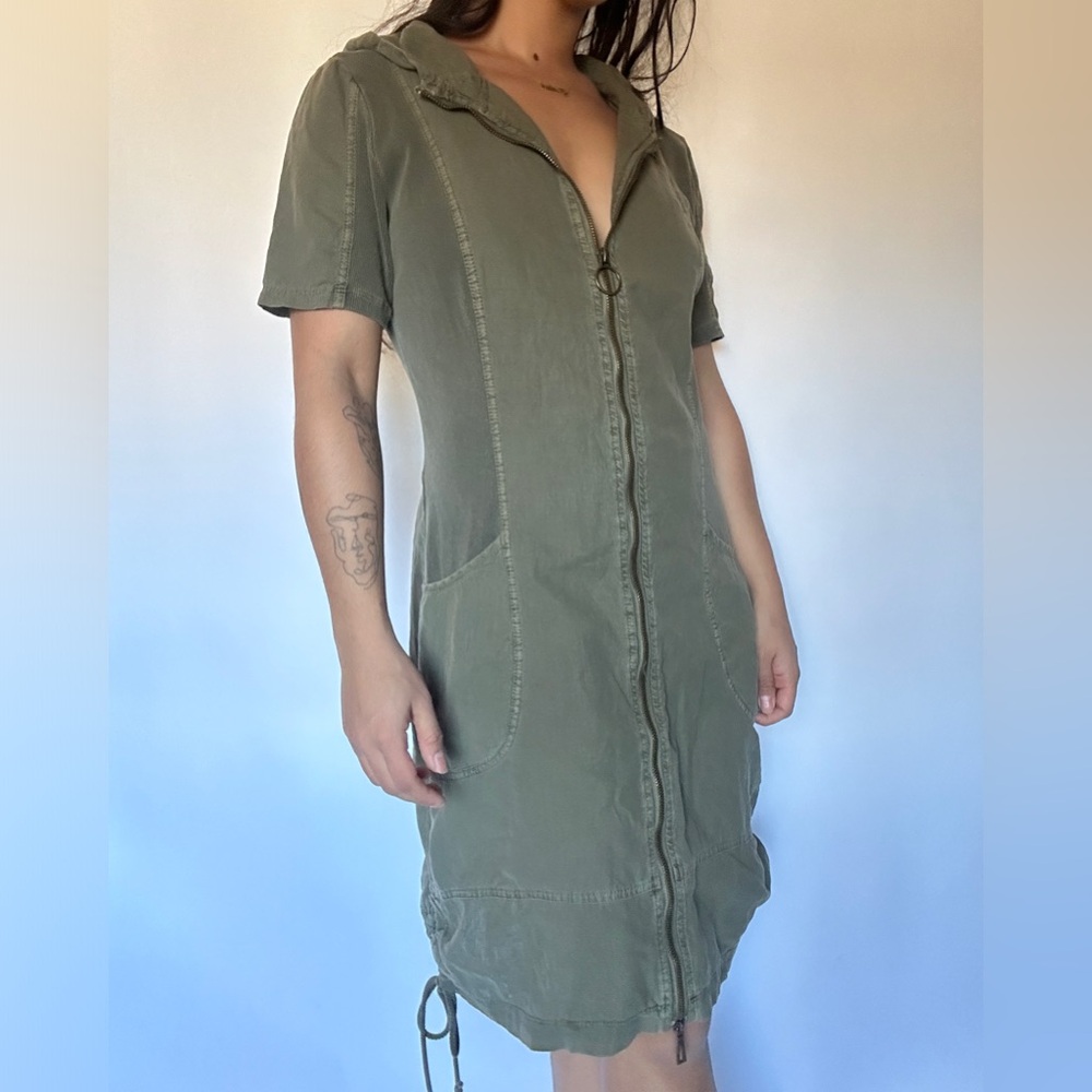 Hooded tunic dress